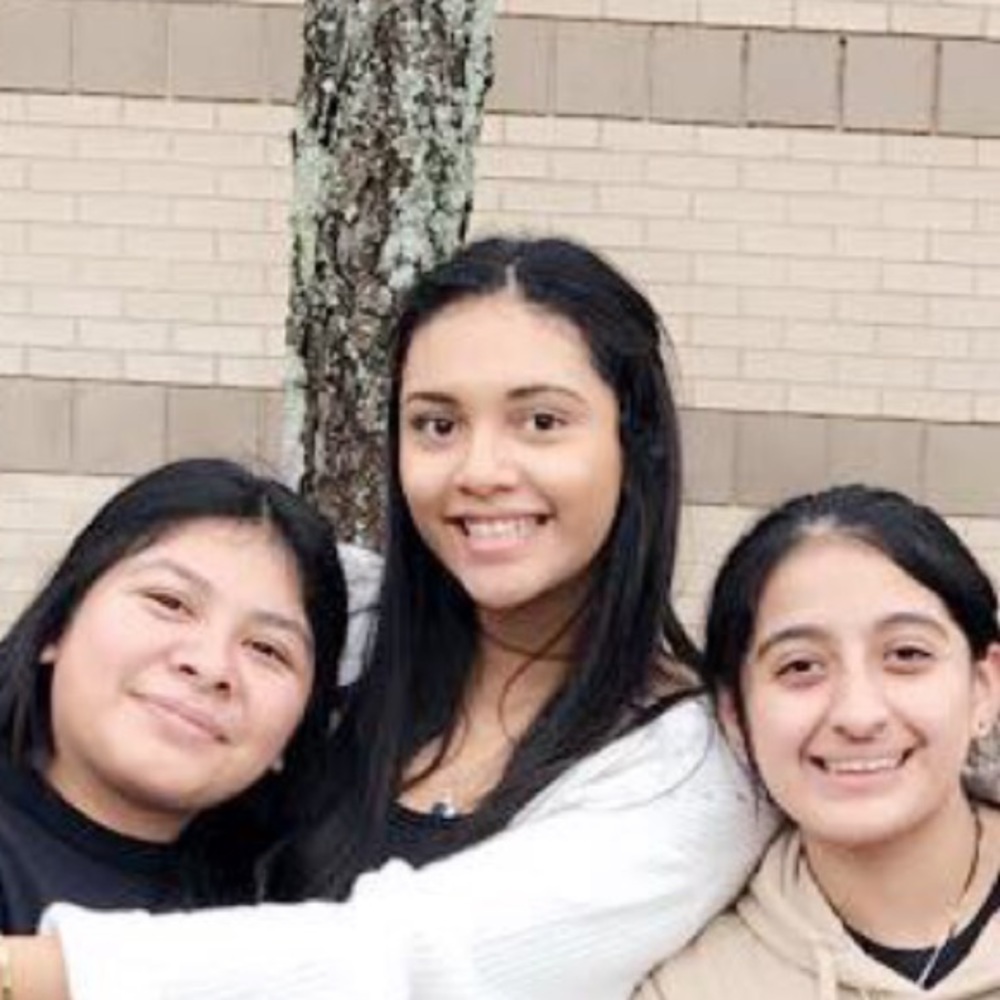 Meet your Posher, Pamela